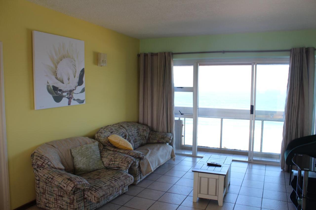 Stella Maris 144 Apartment Amanzimtoti Bagian luar foto